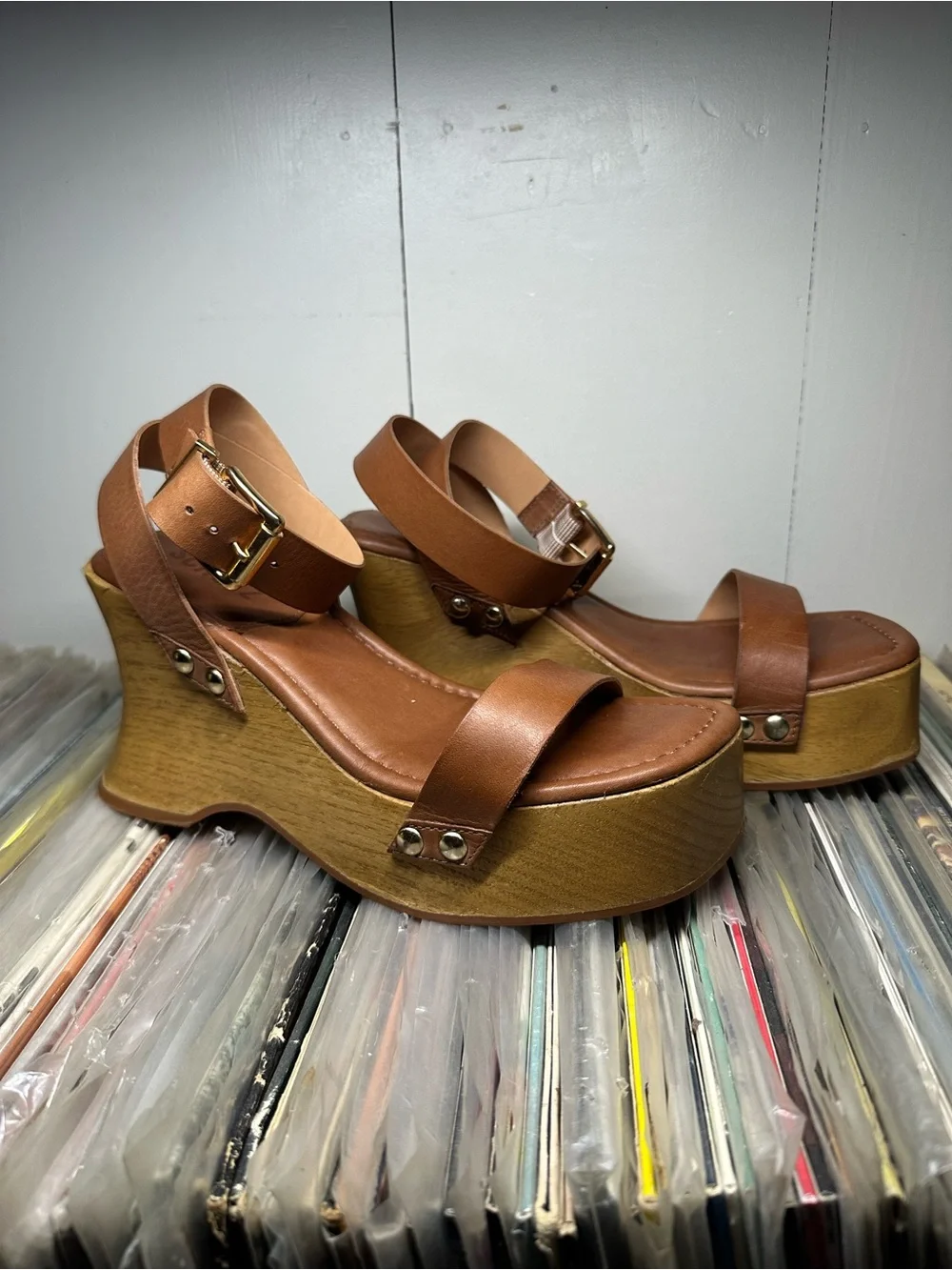 Schutz Women's tan Platform Wedge Sandals with Ankle Strap